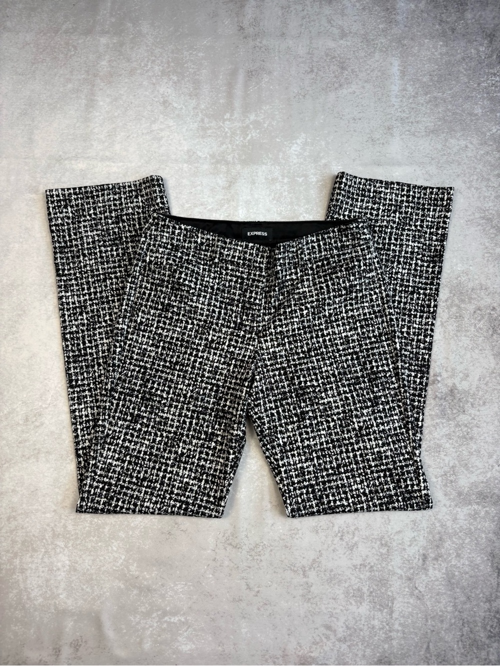 Express Low Rise Editor Barely Boot Pants Womens 6R Black White Tweed Stretch